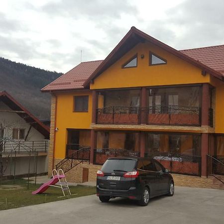 Casa Dodoc Hotel Caciulata Exterior photo